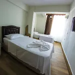 فندق Atillas Getaway