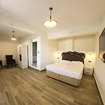 فندق Atillas Getaway