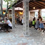 فندق Atillas Getaway