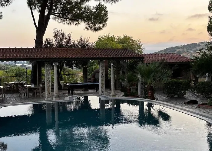 Atillas Getaway מלון סלצ'וק