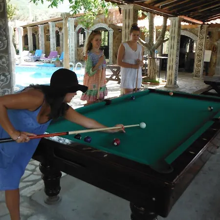 ホテル Atillas Getaway 3*