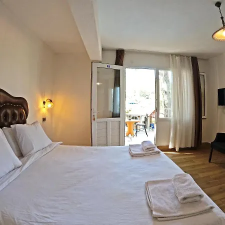 Atillas Getaway 3*