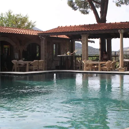 ホテル Atillas Getaway 3*