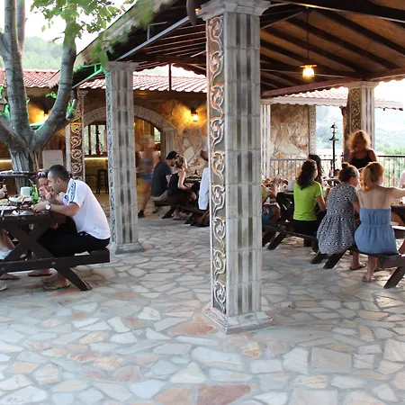 Отель Atillas Getaway