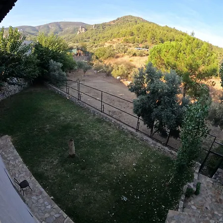 Atillas Getaway Отель Сельчук