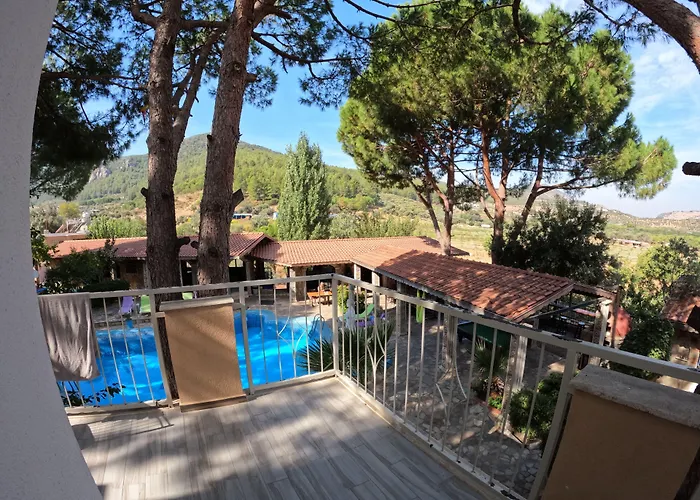 Atillas Getaway Hotel