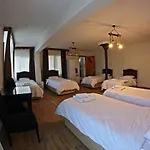 Atillas Getaway Hotel 3*