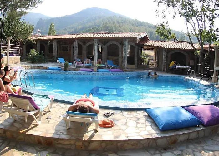 Atillas Getaway Hotel