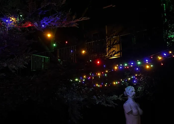 Atillas Getaway Hotel